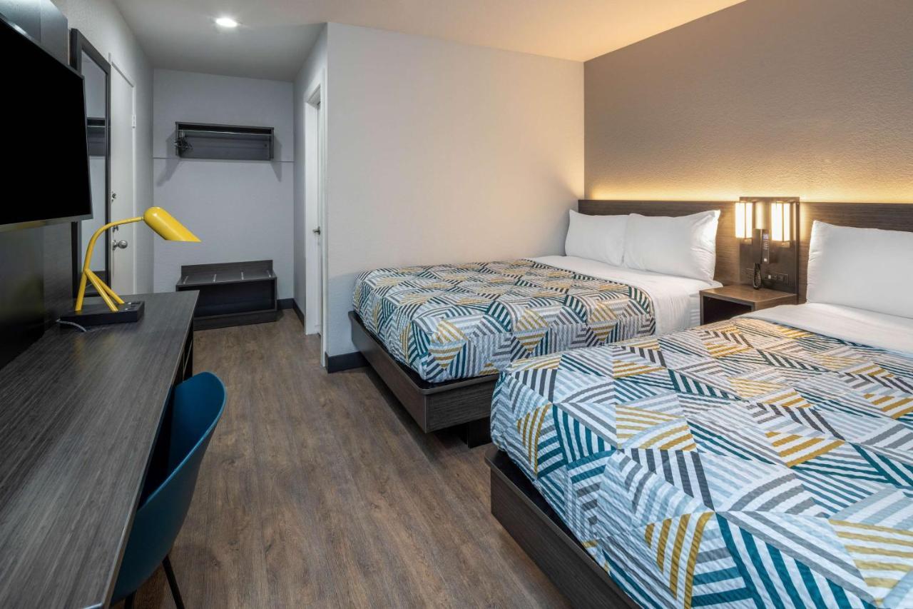 Motel 6-Fontana, Ca Εξωτερικό φωτογραφία