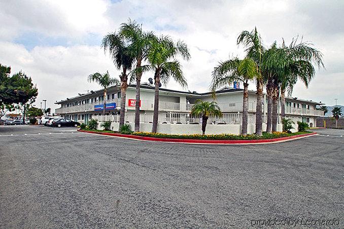 Motel 6-Fontana, Ca Εξωτερικό φωτογραφία